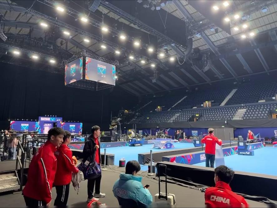 来比赛场馆练了