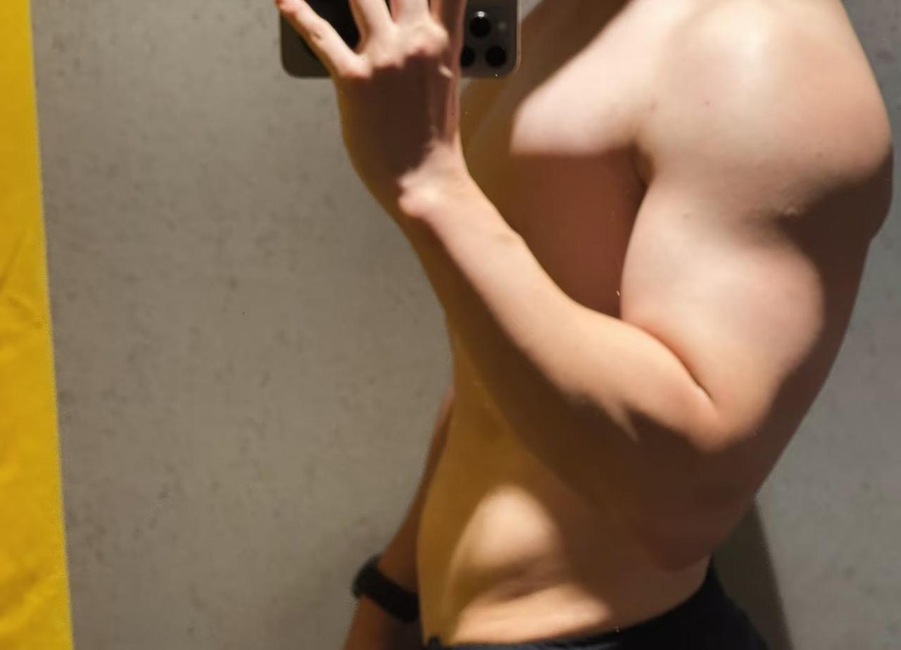 上不动hyrox寻思上个退阶吧
根本没人来快变成私教了，累死哈[再见]