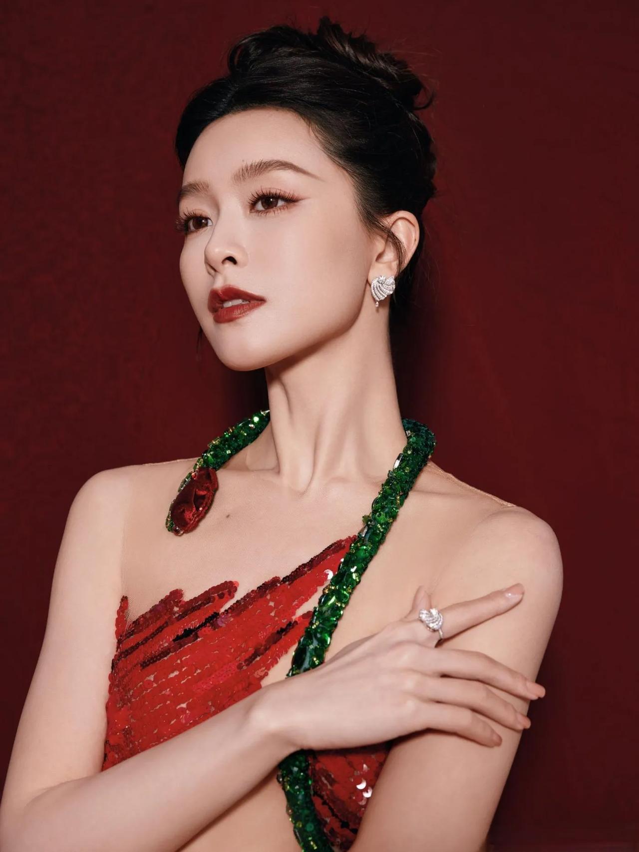 文咏珊美图分享9关咏荷 文咏珊广告代言 梁咏珊 梁咏晴 梁珈咏 文咏珊头像 吴咏