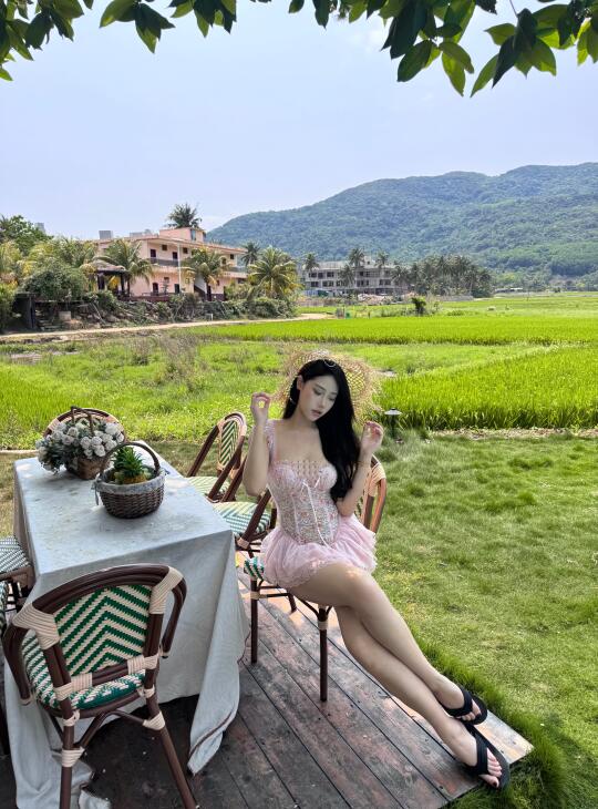 万宁油画小院真的好懂氛围感！