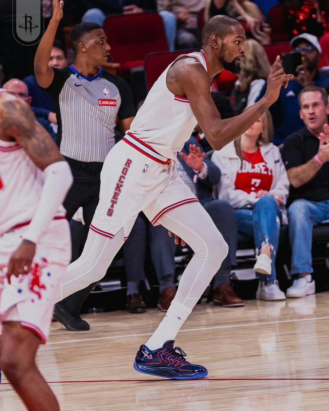 火箭今天妥妥的虐待局[大金牙]