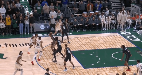 凯文-波特观察：摆脱伤病困扰，对阵篮网迎来复出之战波特受伤后，罗林斯立即进入首发