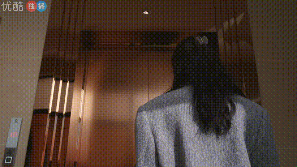 哈哈哈哈哈桑延就这么一个人就这么飘过来了 