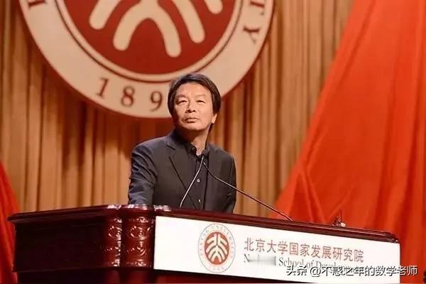 人最掉价的行为是见大人物胆怯，上大场面扭捏，见心上人自卑。记住一句话：人这一辈子
