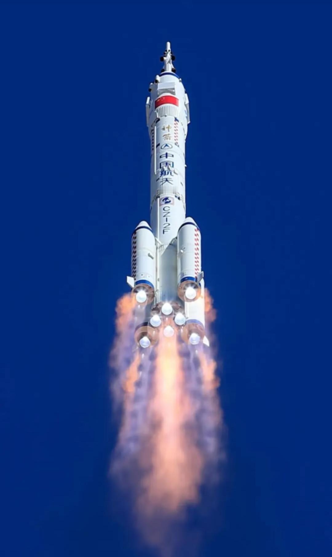 就在今天！
神舟二十二号要发射了，
这次不载人，进行无人对接！

根据中国载人航