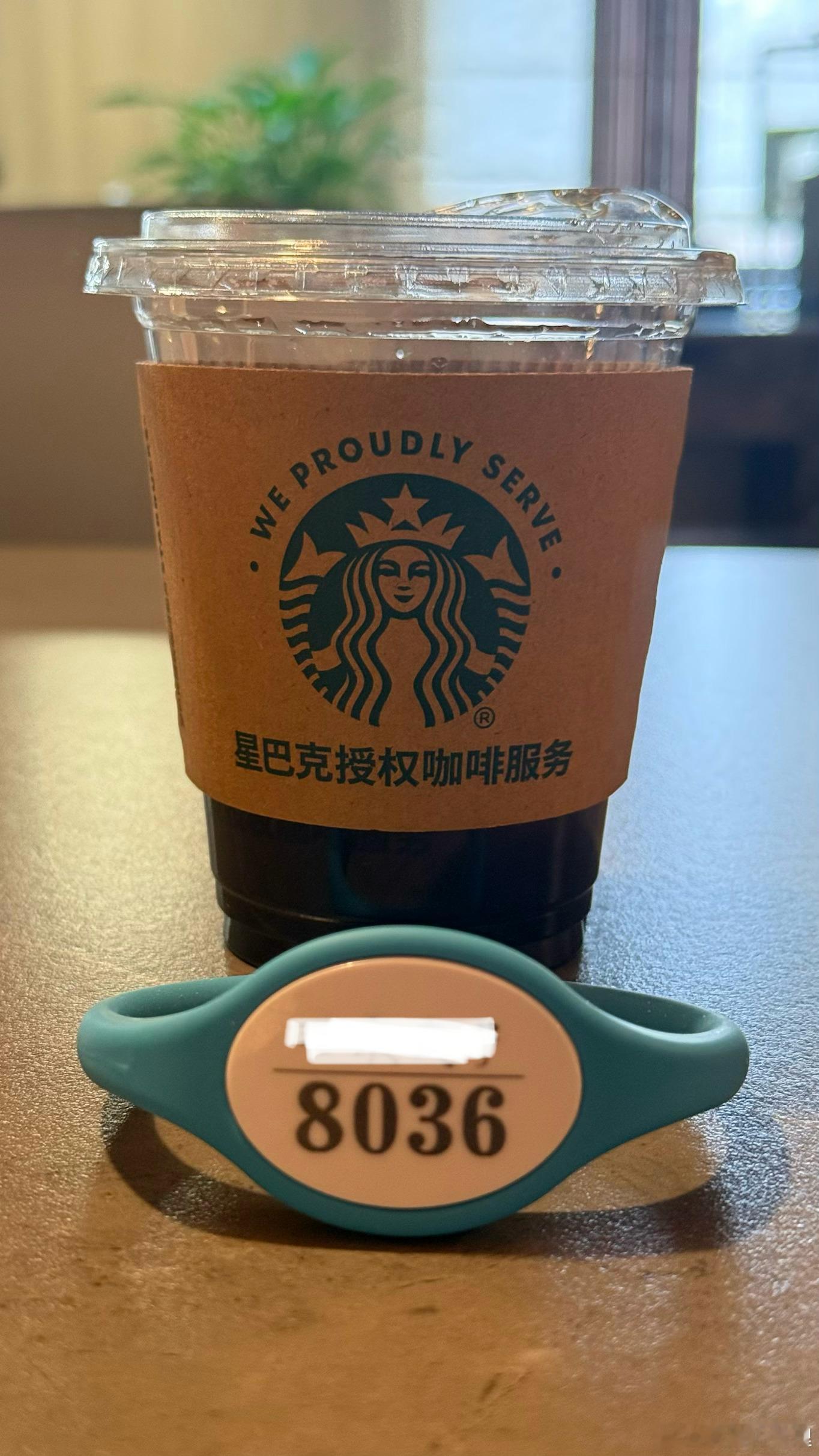 星巴克已经开始覆盖洗浴中心了，真个逻辑是什么？有人就有星巴克？喜欢洗浴的人偏好喝