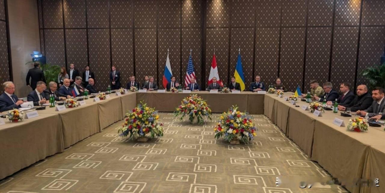 美国代表是很敬业的，刚刚结束与伊朗的间接谈判，稍作休息后，又投入美俄乌的三方会谈