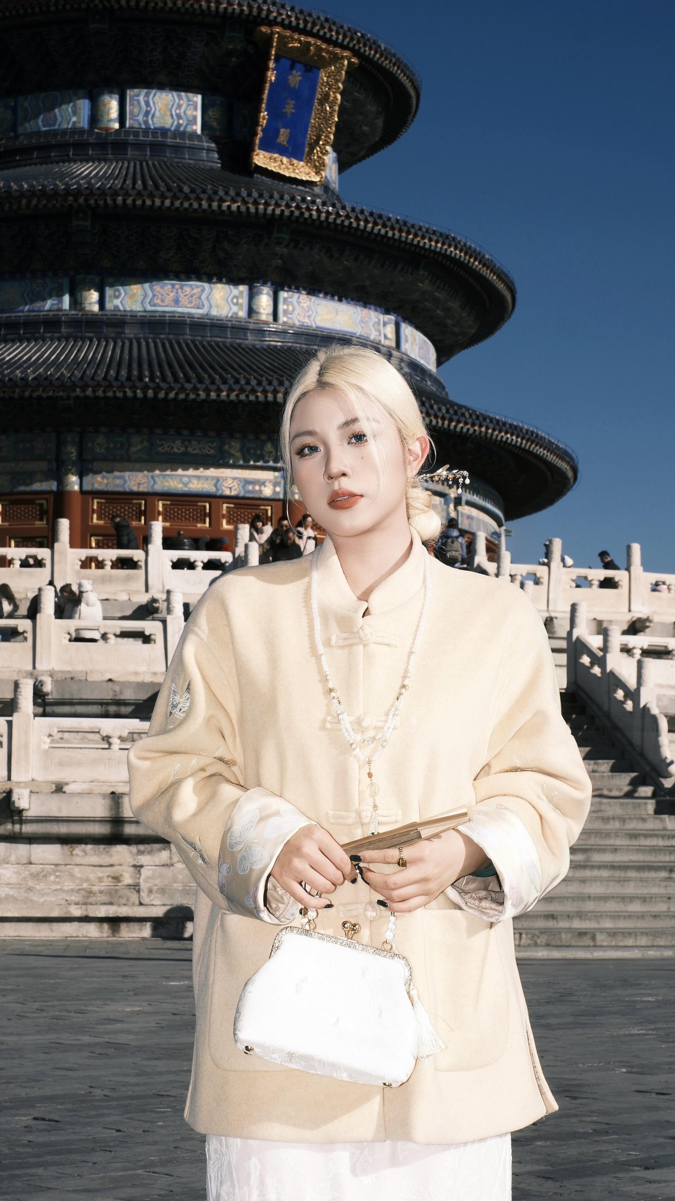 我不要什么恨海情天，我要我的前途如日中天