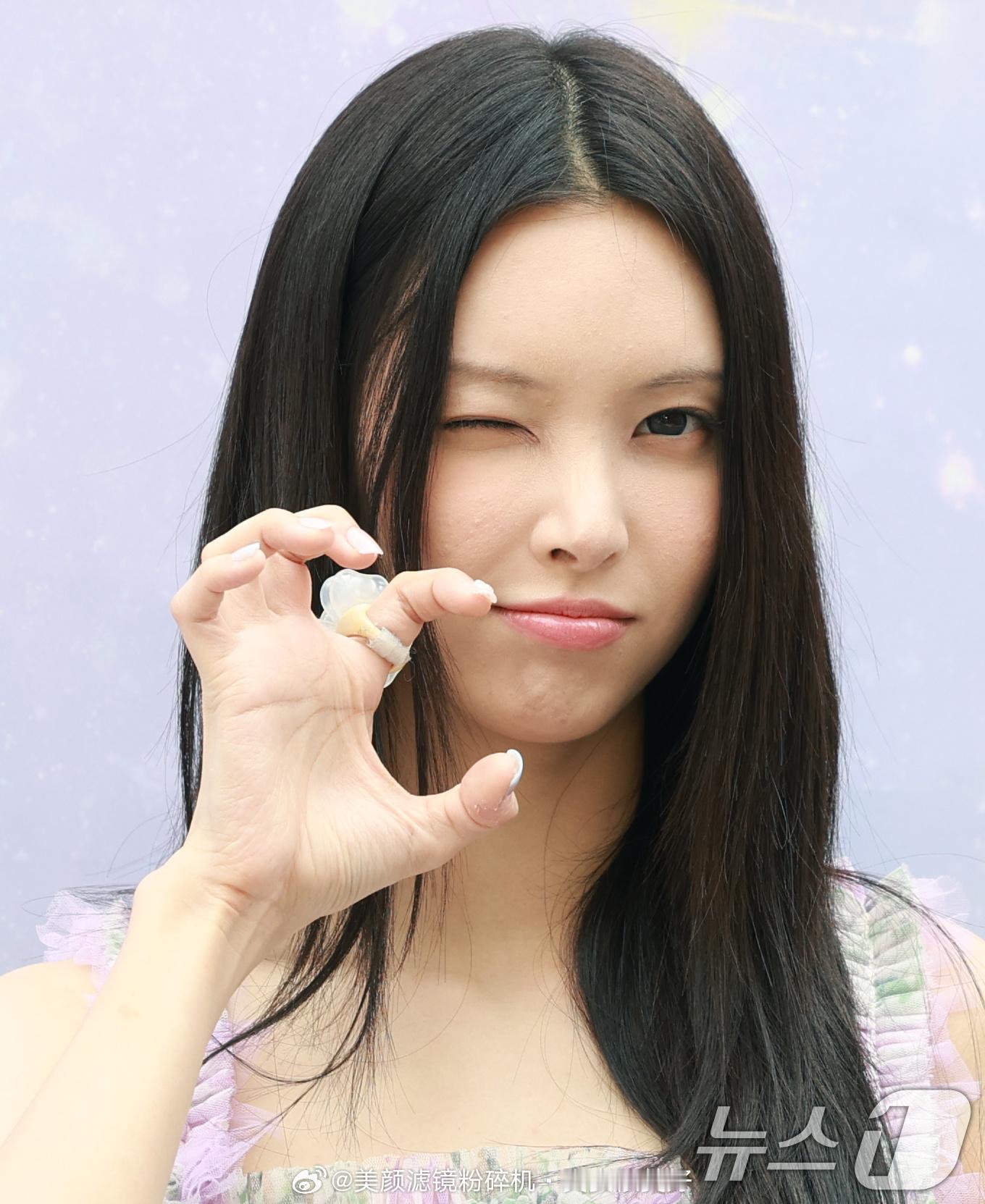 ILLIT卢玧我YUNAH、李沅禧WONHEE、MINJU、MOKA、IROHA