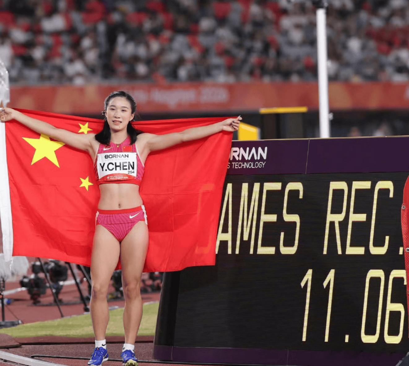 2026年亚运会田径女子100米决赛，17岁中国新星陈妤颉跑出11秒06（-0.