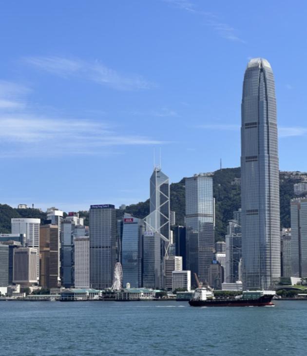 不得不佩服，中国的战略眼光，还是很敏锐的。

中东一打仗，石油运输就不稳。很多国