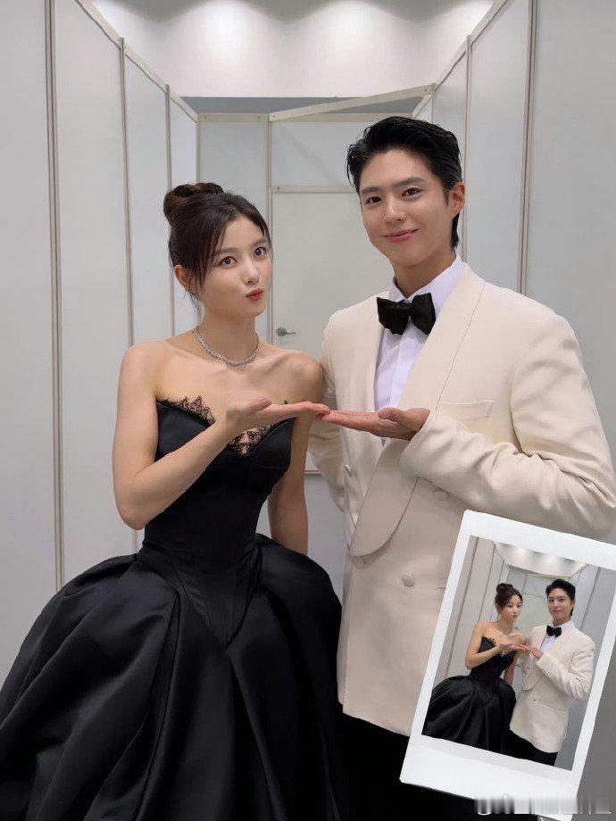 朴宝剑 麦完你的麦你的朴宝剑才是 cp 粉的天选靠山，和 IU 金裕贞李惠利的互