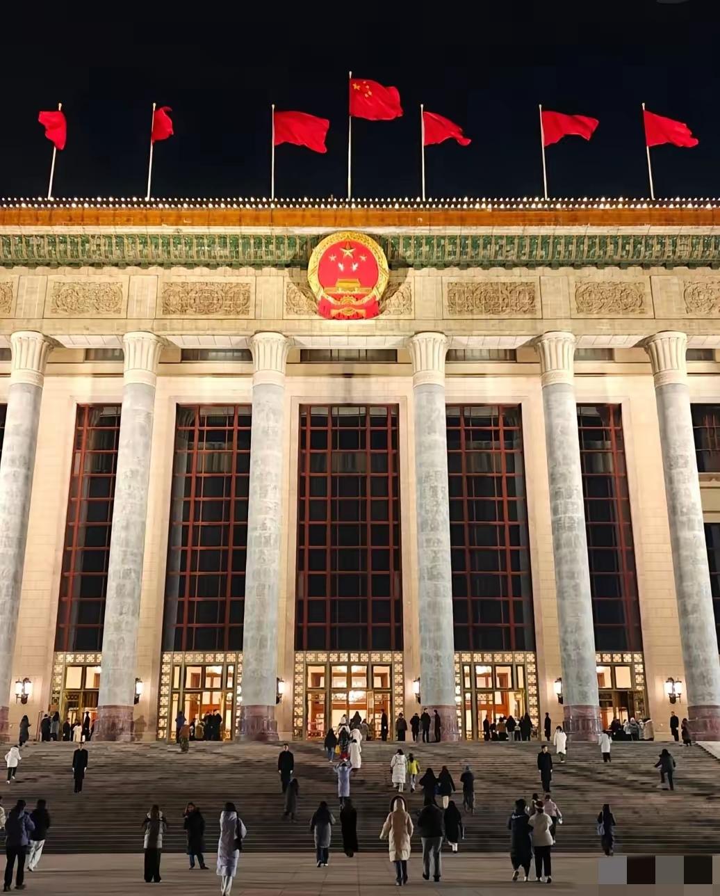 2026全国两会调查结果出来了
老百姓最关心的就这几件事。
排在前面的还是民生保