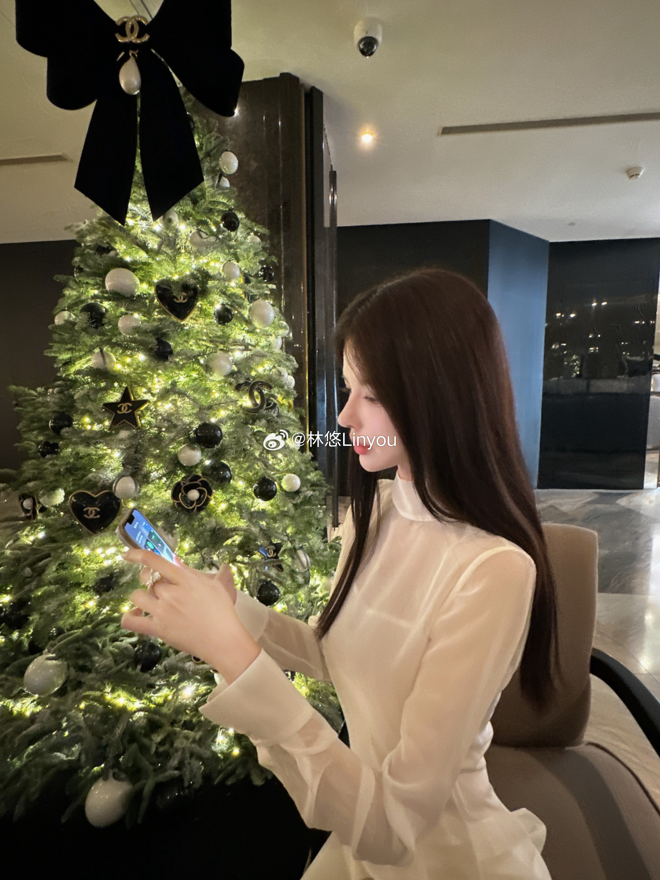 【很slpp 可以含情脉脉 同时野心勃勃/黑白两色】【白色裤子出了新的厚板韩国面