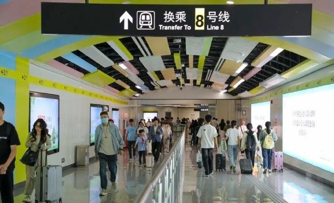 【今明两天郑州地铁延长运营时间 】10月8日是今年国庆中秋假期的最后一天，为做好