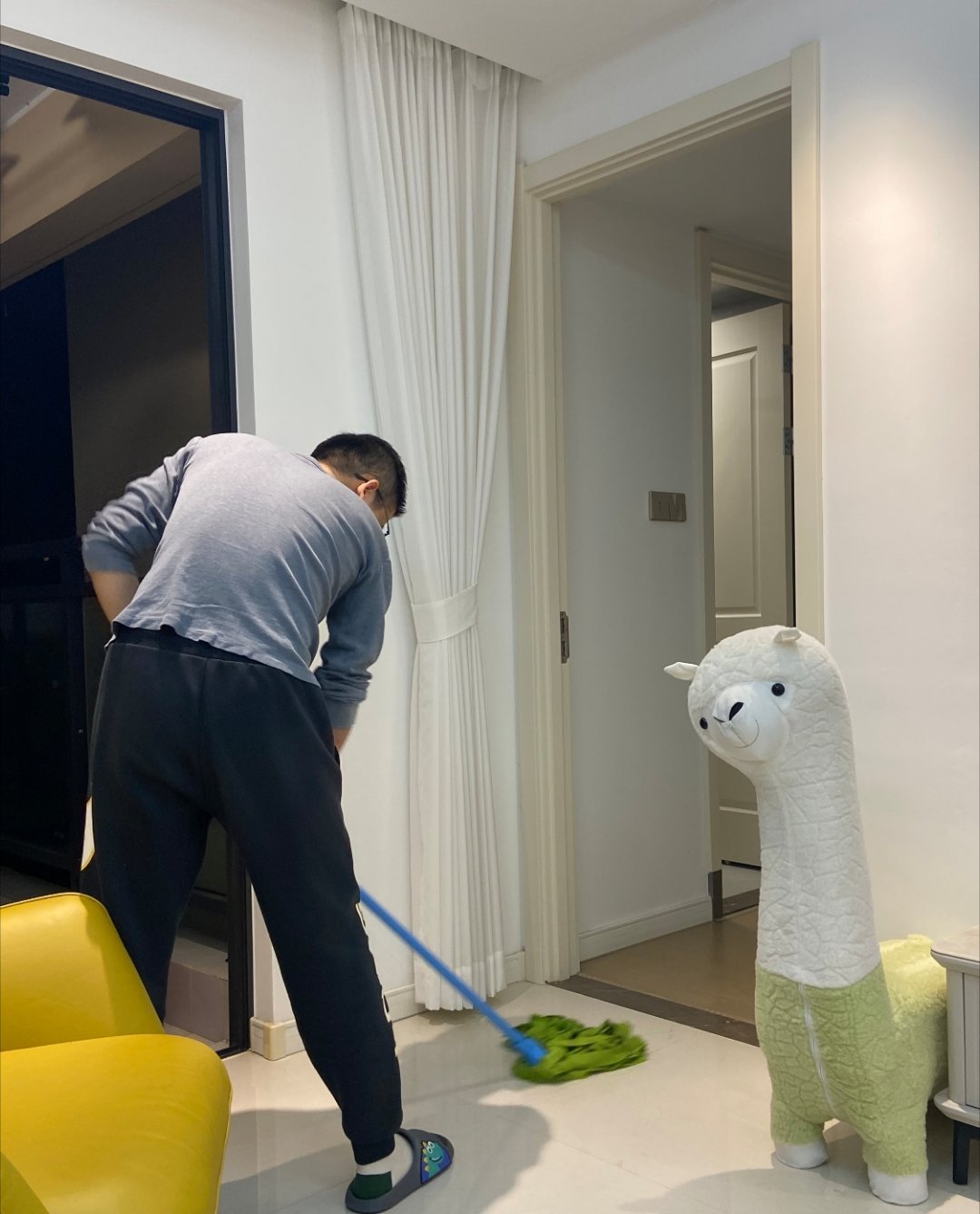 必须夸夸现在的黑科技，简直是家务懒人的福音！轻松解放双手，告别繁琐打扫，每天都能