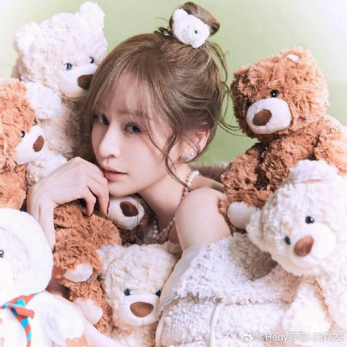 王心凌头像不愧是甜心教主，一颦一笑都是那么好看！都快甜到我心里了！我的那个乖乖嘛