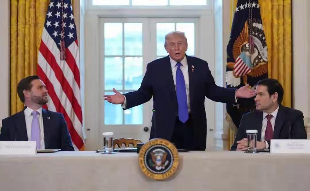 伊朗大战在即？五角大楼“披萨指数”飙升1000%，俄军运输机多次飞往德黑兰，中方