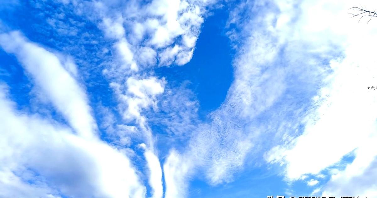 以前认定同居非法，现在同居都受到了法律的认可，既然如此，每天换一个人，7天换7个