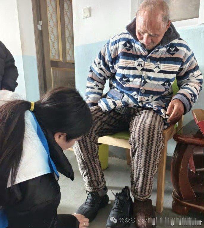 台州助联体用微心愿点亮大温情小小心愿，大大温暖。三门助联体深入走访慰问，把关怀送