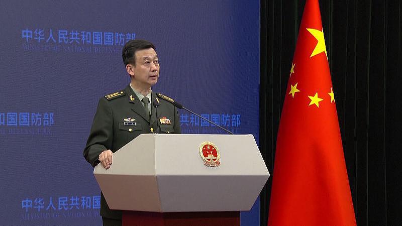 国防部这次记者会的表态真的说到点子上了。
最近岛内讨论“一国两制”台湾方案的声音