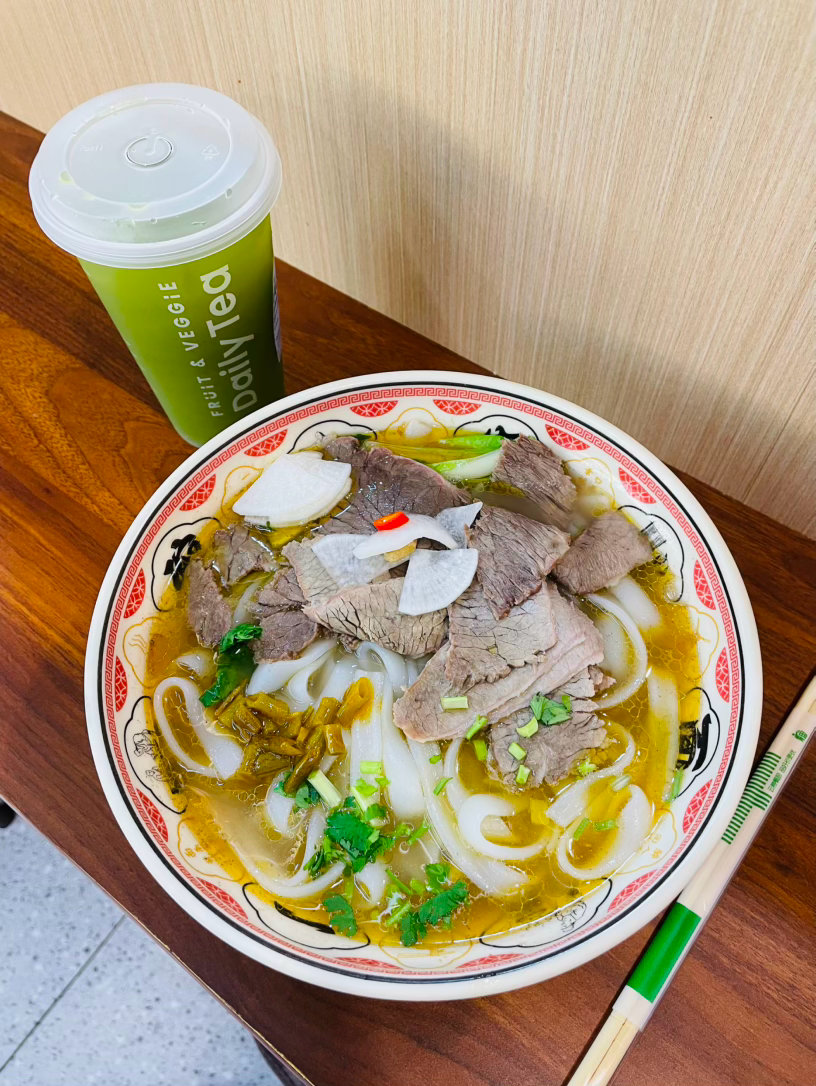 牛马晚餐[微笑] ​​​
