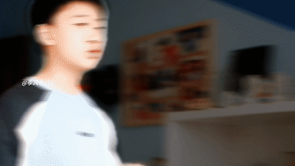这哪里是剧情 明明是我的账单 看刘向上算 “6000 块扣完社保个税，再刨去租房