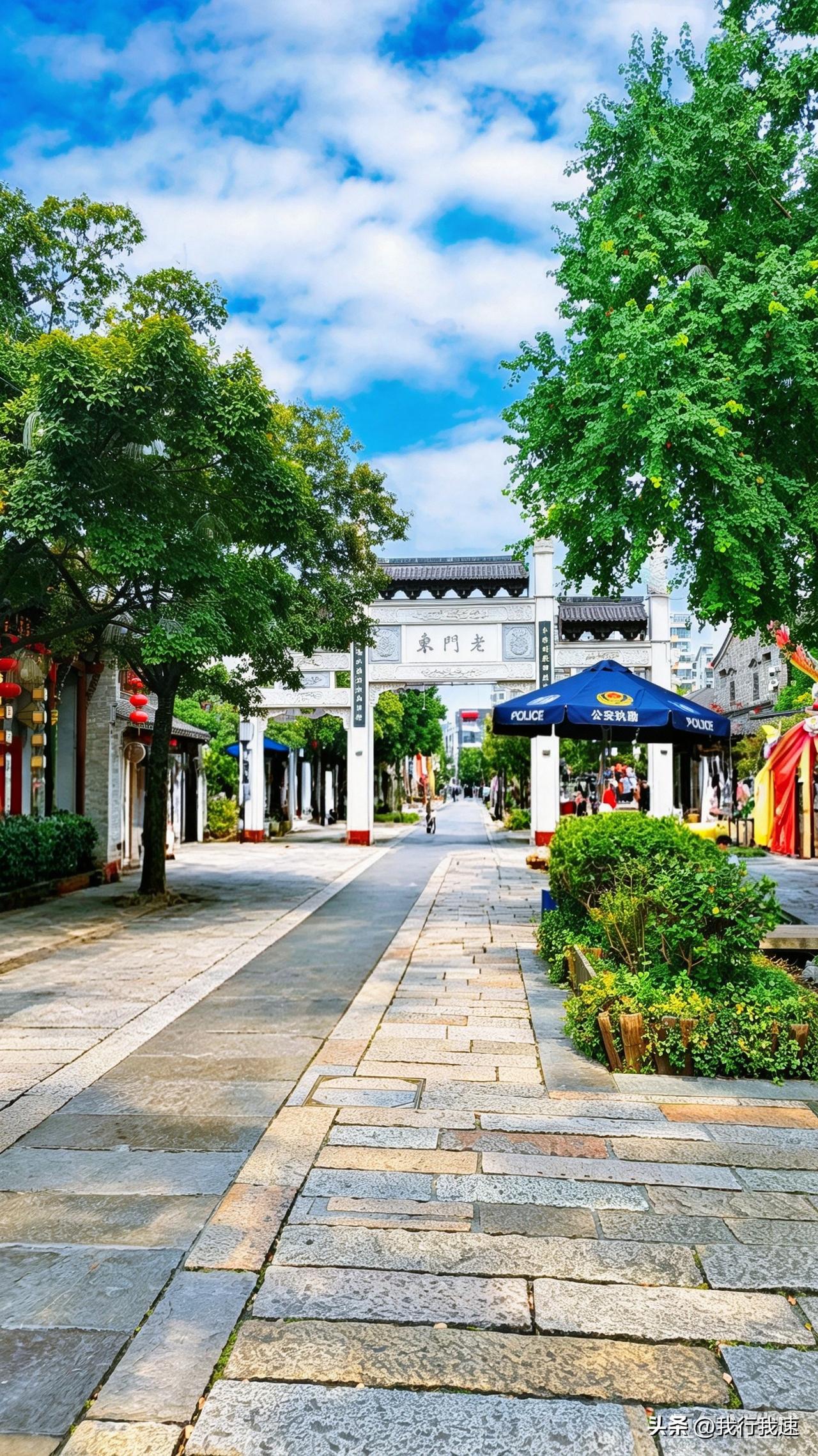 最近刷到不少AI落地到日常场景的新闻，忽然反应过来，这种出门前自动推送本地实时气