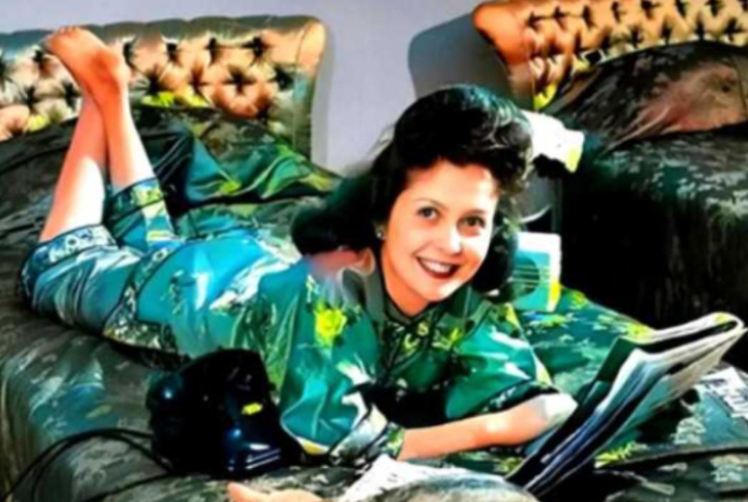 1922年，张宗昌与俄国武官打牌，俄武官输得精光。张宗昌直接对武官说：“你欠我的