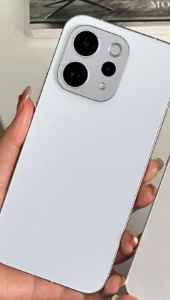 当大家还在纠结中端机的配置取舍时，vivo S50 以 “满配实力” 重新定义了