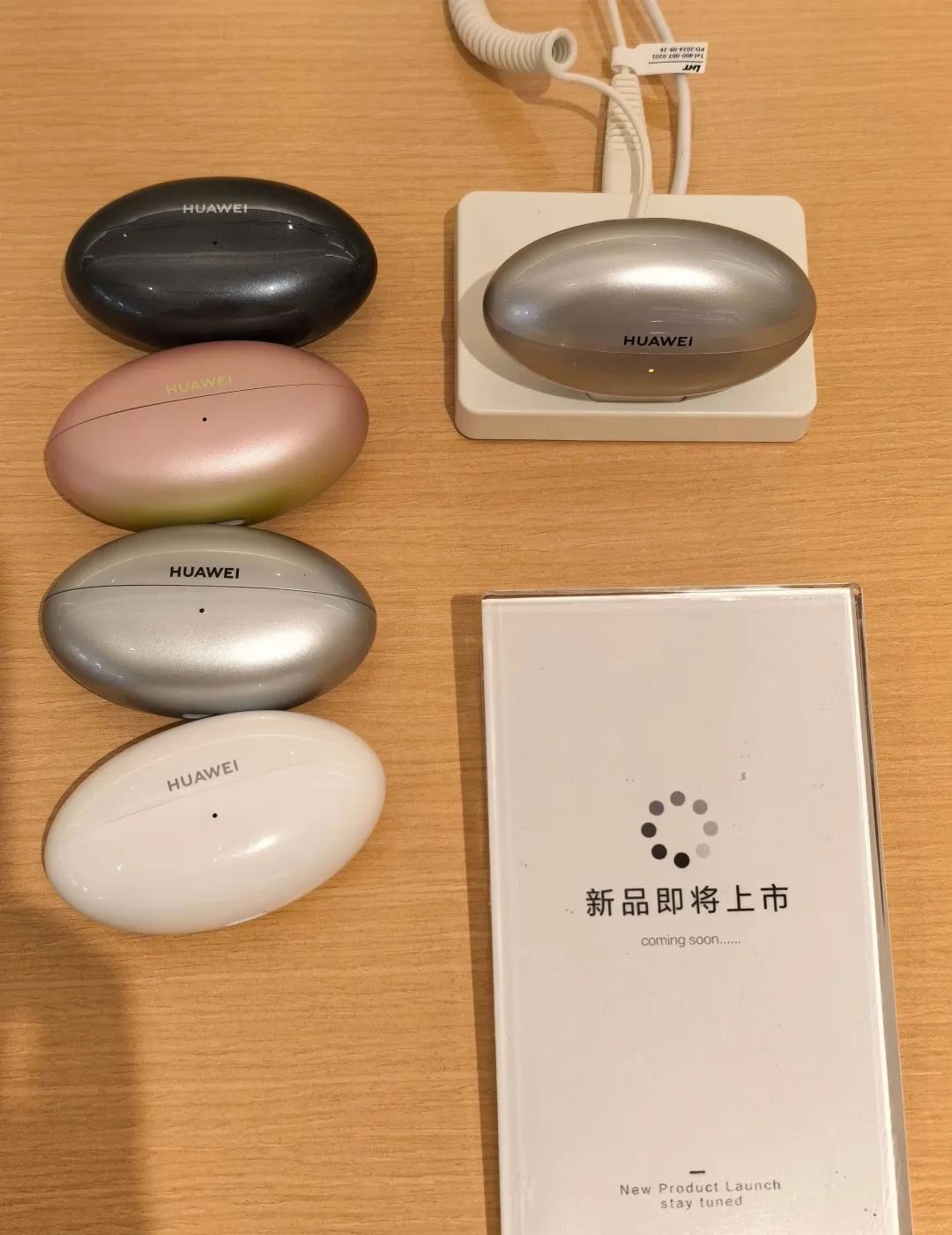 线下看完真机，我更难选了
线下看到 HUAWEI FreeBuds Neo真机，