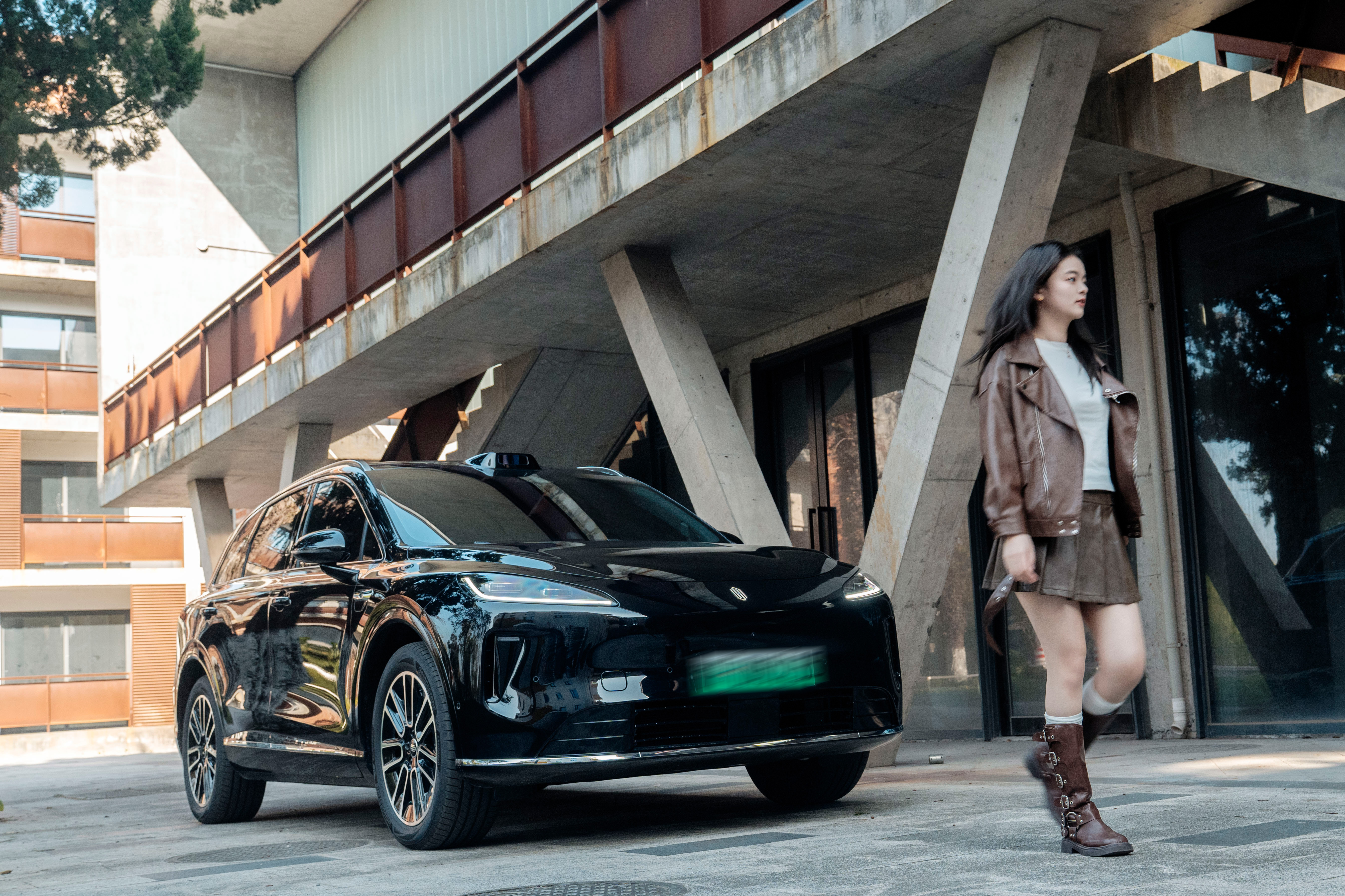 我决定了！以后买车黑色是首选，太耐看了