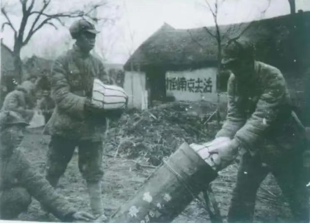 在解放战争和抗美援朝的战场上，有一种让敌人闻风丧胆的“土炮”，它没有精密的零件，