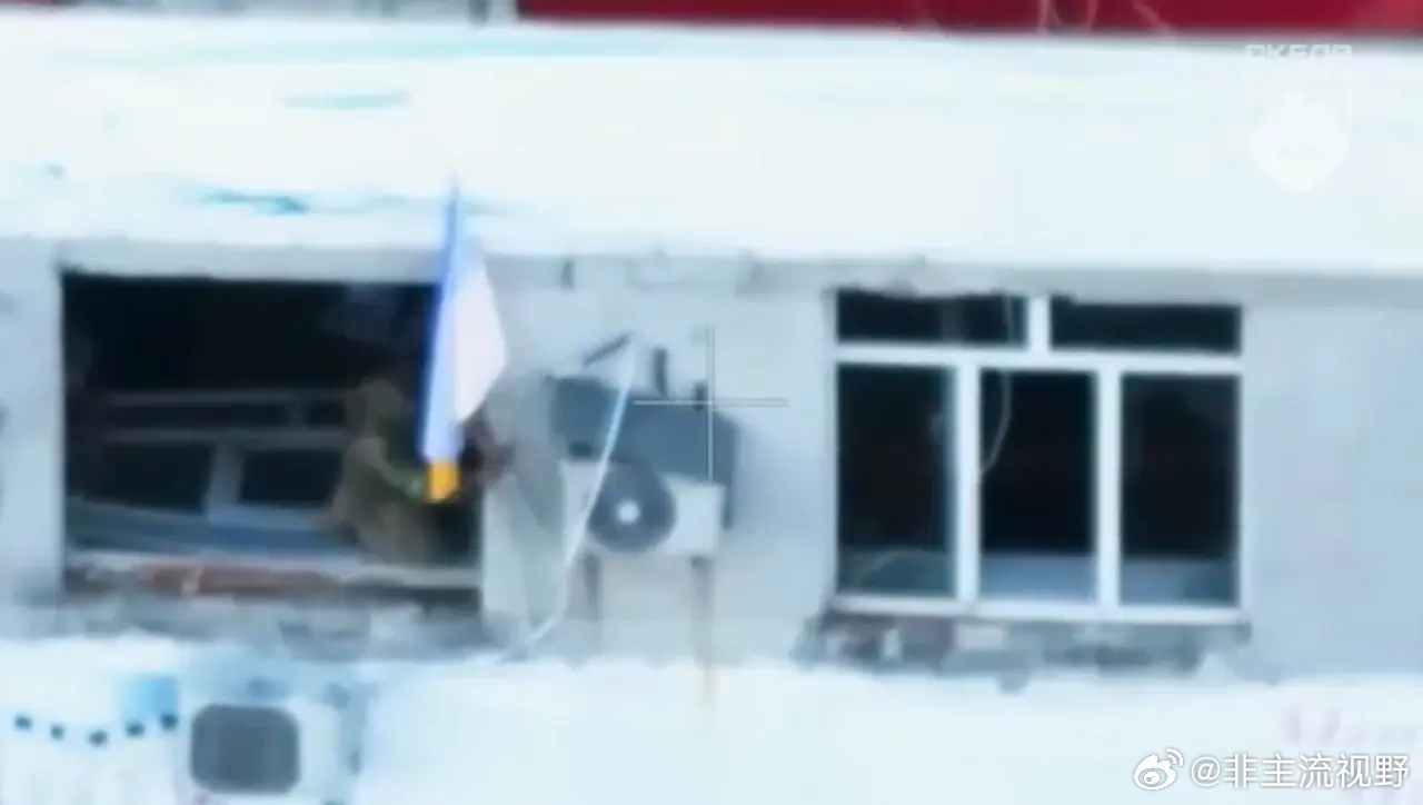 一个代号Archeologist的乌克兰士兵正战斗在波克罗夫斯克，他表示，俄军试