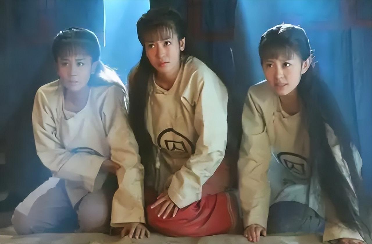 清宫剧中皇帝整治后宫，嫔妃听到“宗人府”，为什么吓得全身发抖
“打入宗人府！”或