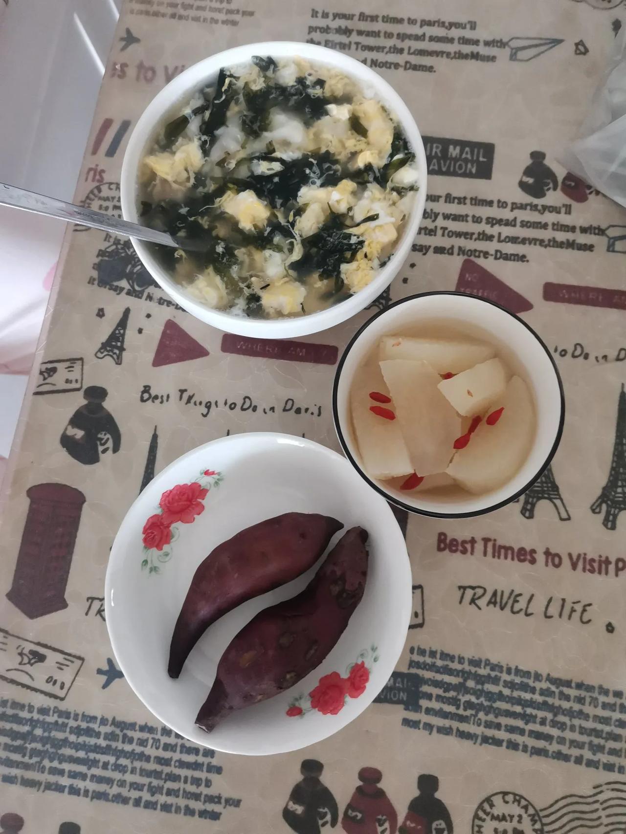 妈第十八天的月子餐，精心准备的月子餐是对宝妈这段时间里最贴心的陪伴，每一口都充满