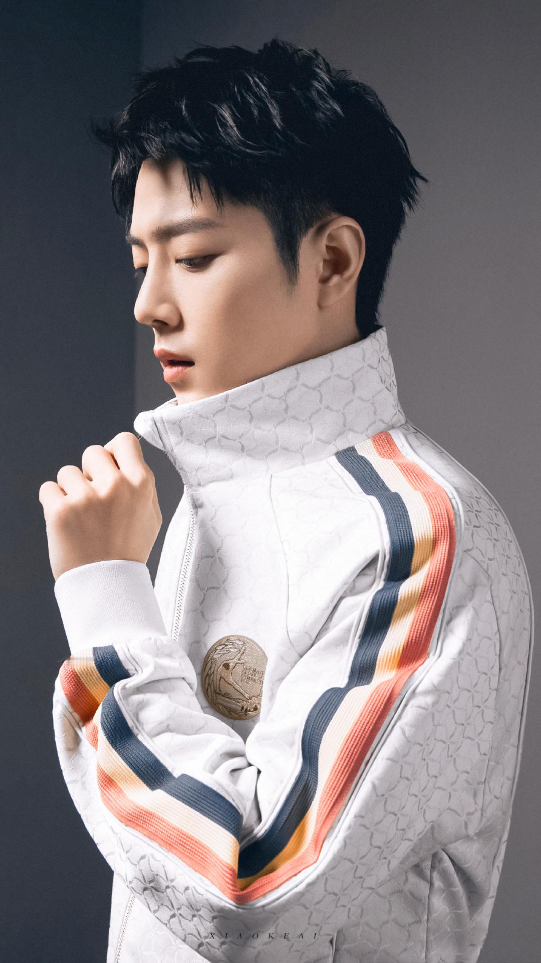 肖战提名亚洲艺术电影节最佳男主青春男大校草既视感！一眼万年呀！山东大棚跨界变肖战