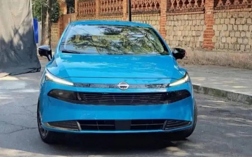 日产Versa实车图还是搭载1.6L自然吸气发动机但是国内估计是没有了 