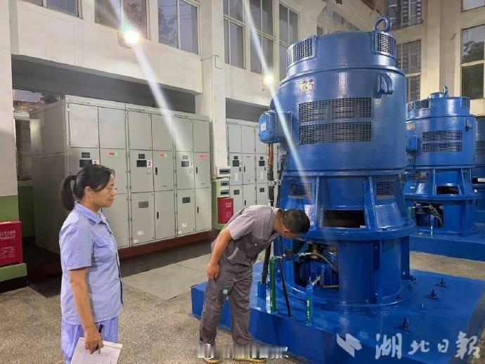 【武汉市启动防汛四级应急响应 台风“巴威”或将带来新一轮降雨】受连续降雨和上游来