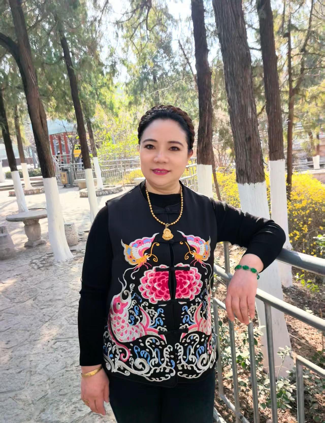 😂欣赏那美丽穿透的岁月，由内而外自然，