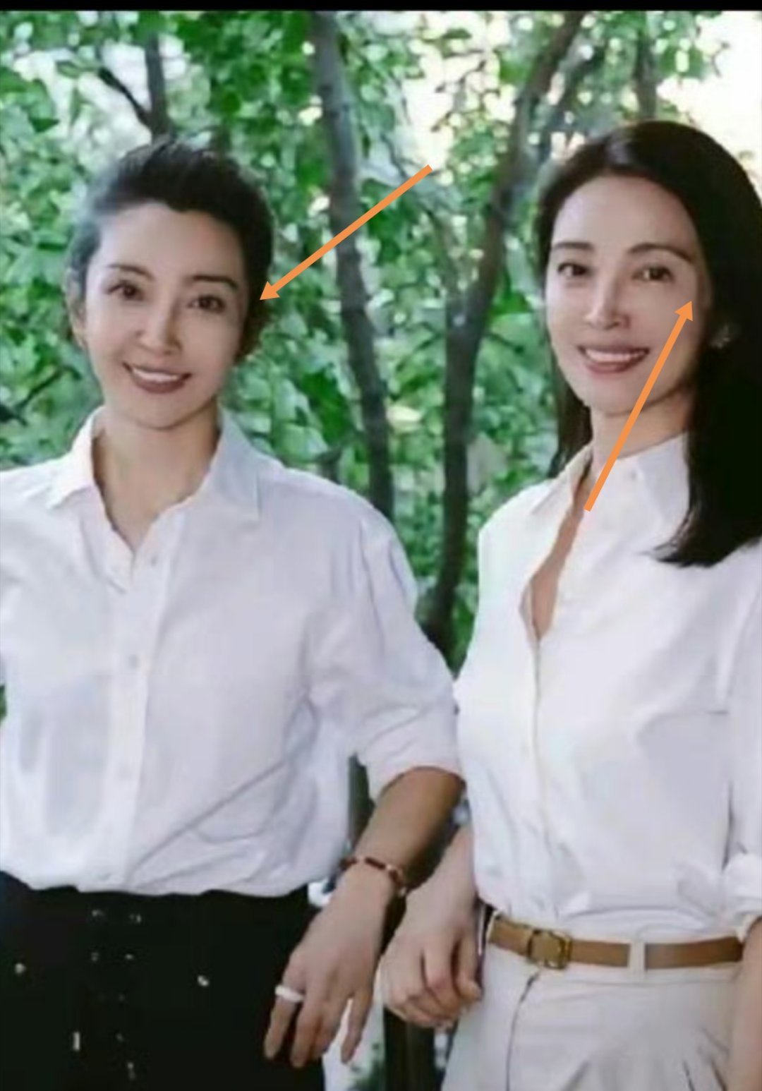 李冰冰和她妹妹两个人的奸门凹的都可以养鱼了，真的很少见这么凹陷的奸门。奸门主婚姻