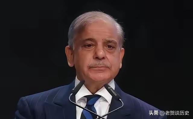 美国彻底懵了！巴基斯坦180度大反转，太敢了！谁也没想到，巴基斯坦翻脸比翻书还快