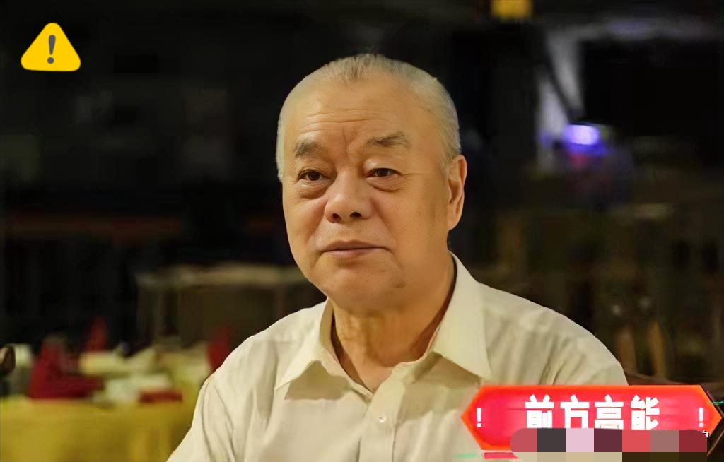 李银桥的后人起诉林铁家，
态度非常坚决，不会妥协。
跟着毛主席15年的卫士长李银