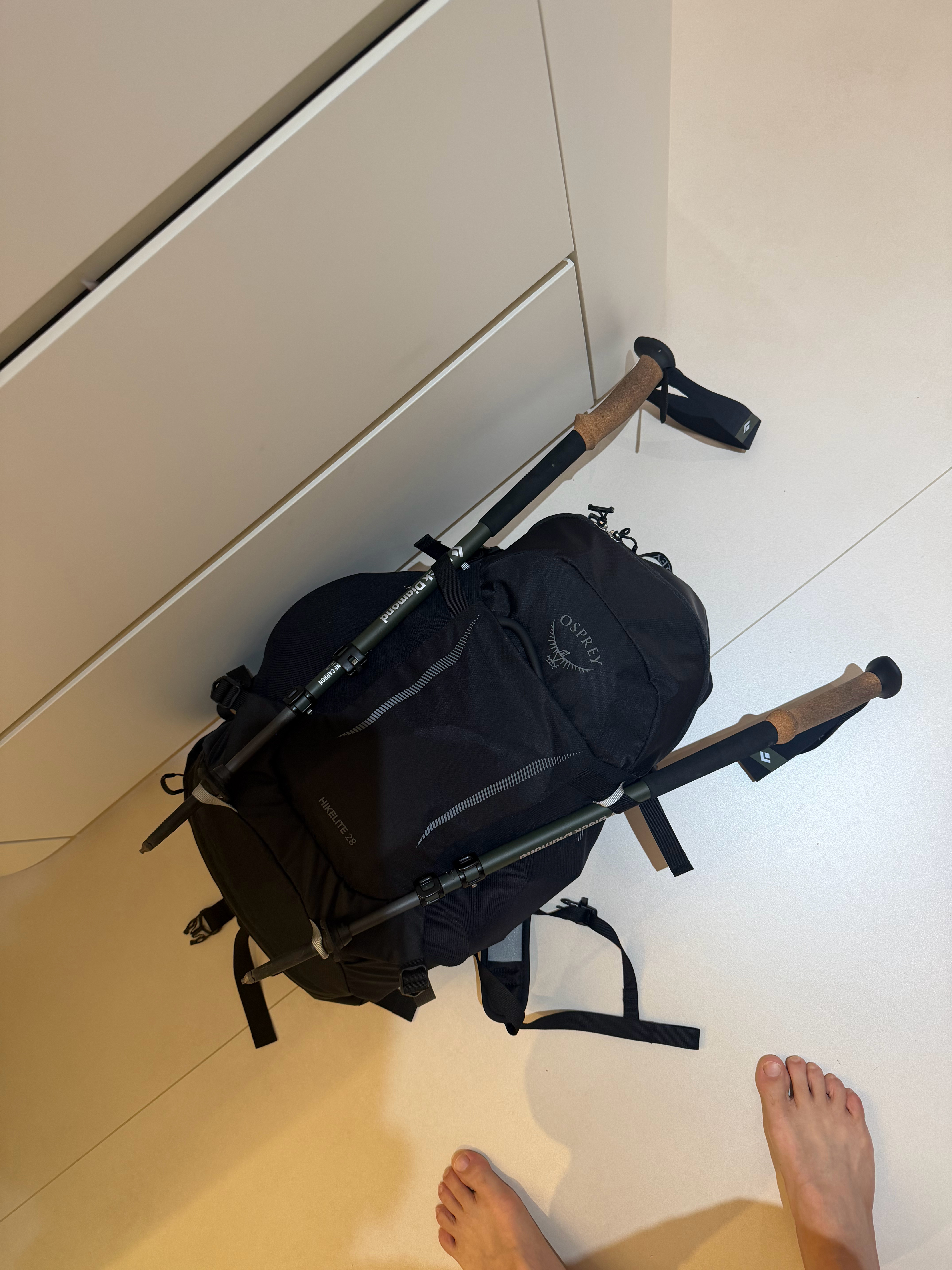 就一个背包明天早上准时出发提前祝大家五一快乐