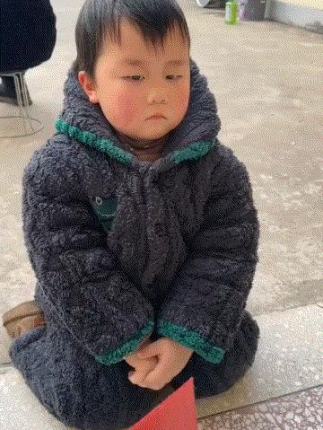 网友:孩子不希望你嫁人，没看出来吗？