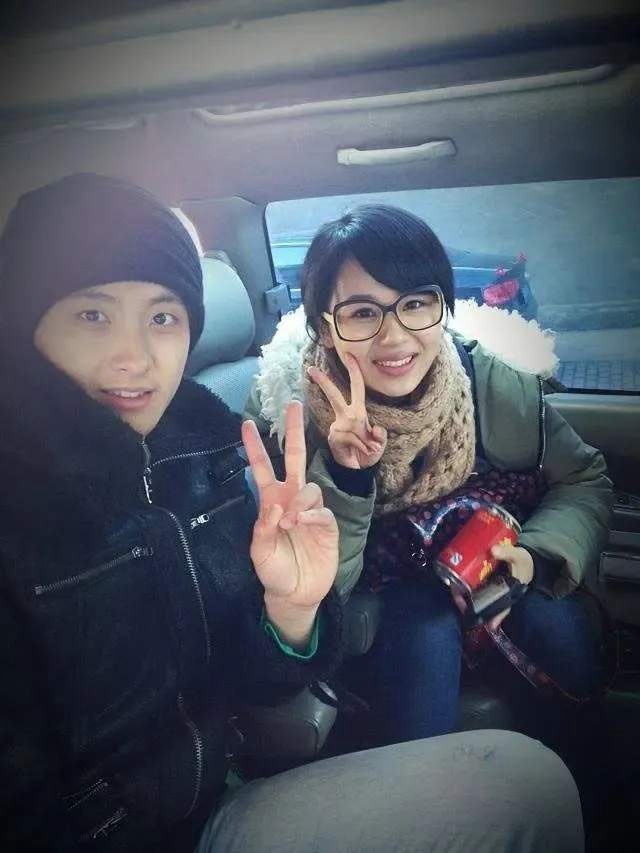 #杨紫和牛骏峰是发小#杨紫牛骏峰谈二搭承欢记，俩人是那种从小到大的情分，彼此挺有