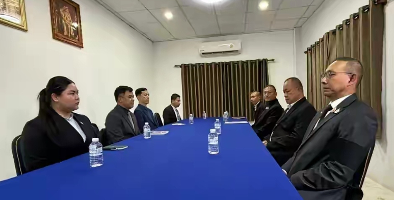 泰柬外长抵达云南谈判之际，特朗普宣布：很高兴在美国帮助下，泰柬将停战！泰国与柬埔