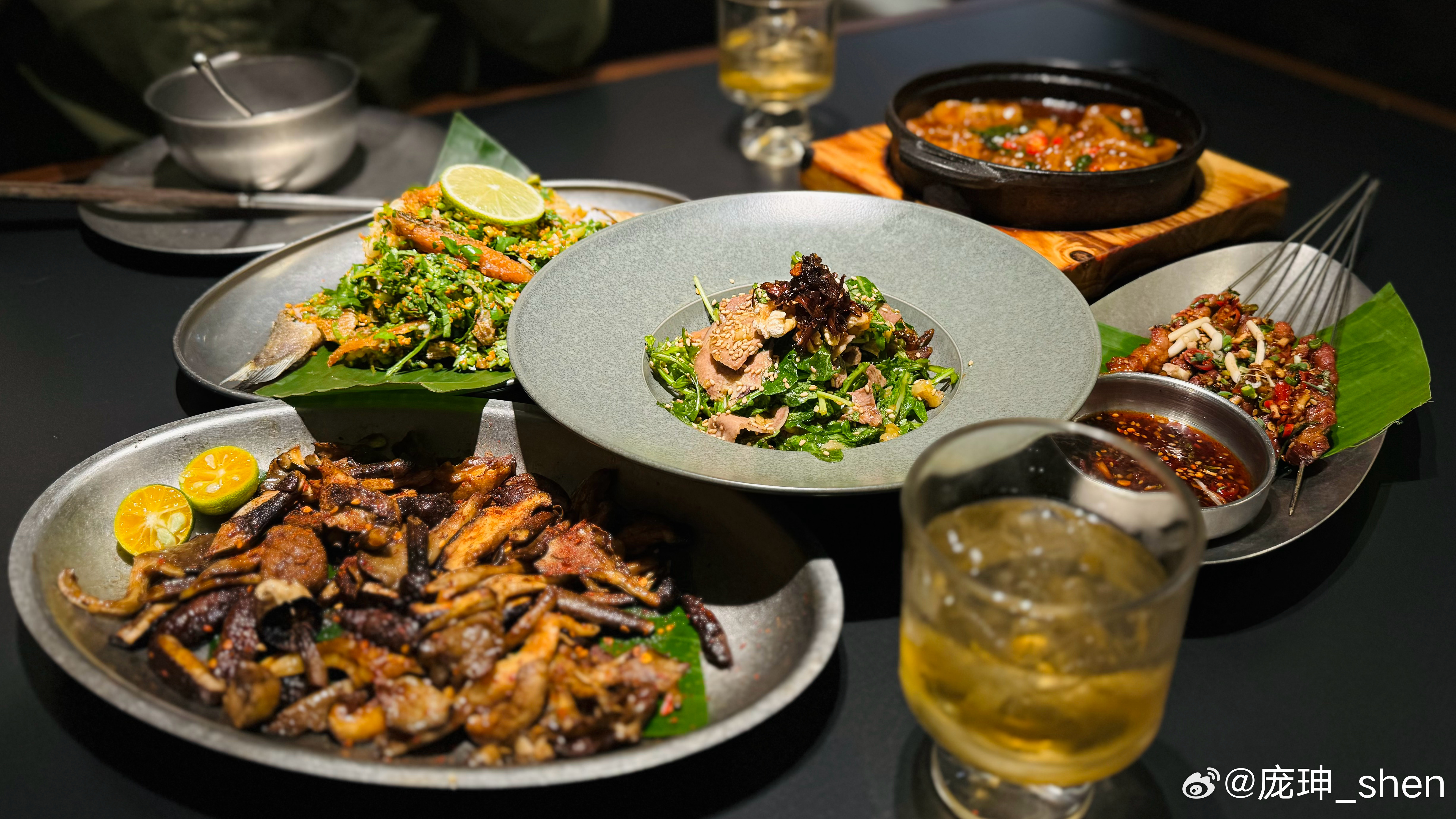 每次路过都排队，今天终于吃上了，还不错。是时候去一个既熟悉又陌生的地方继续漂泊了