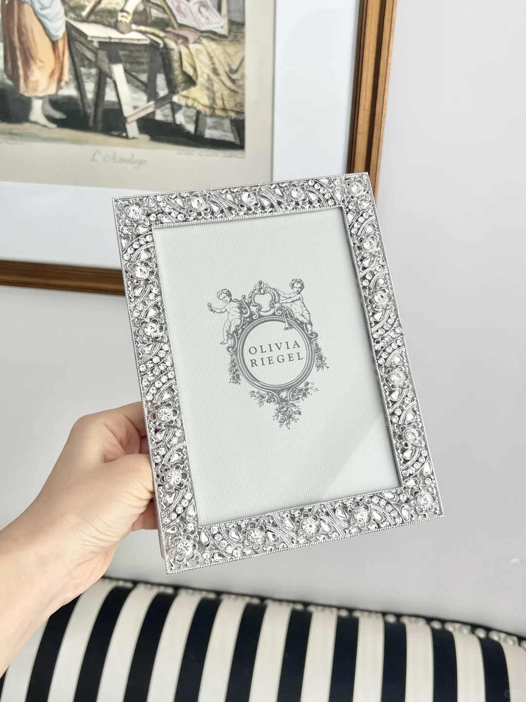 又来一款满钻的Olivia相框