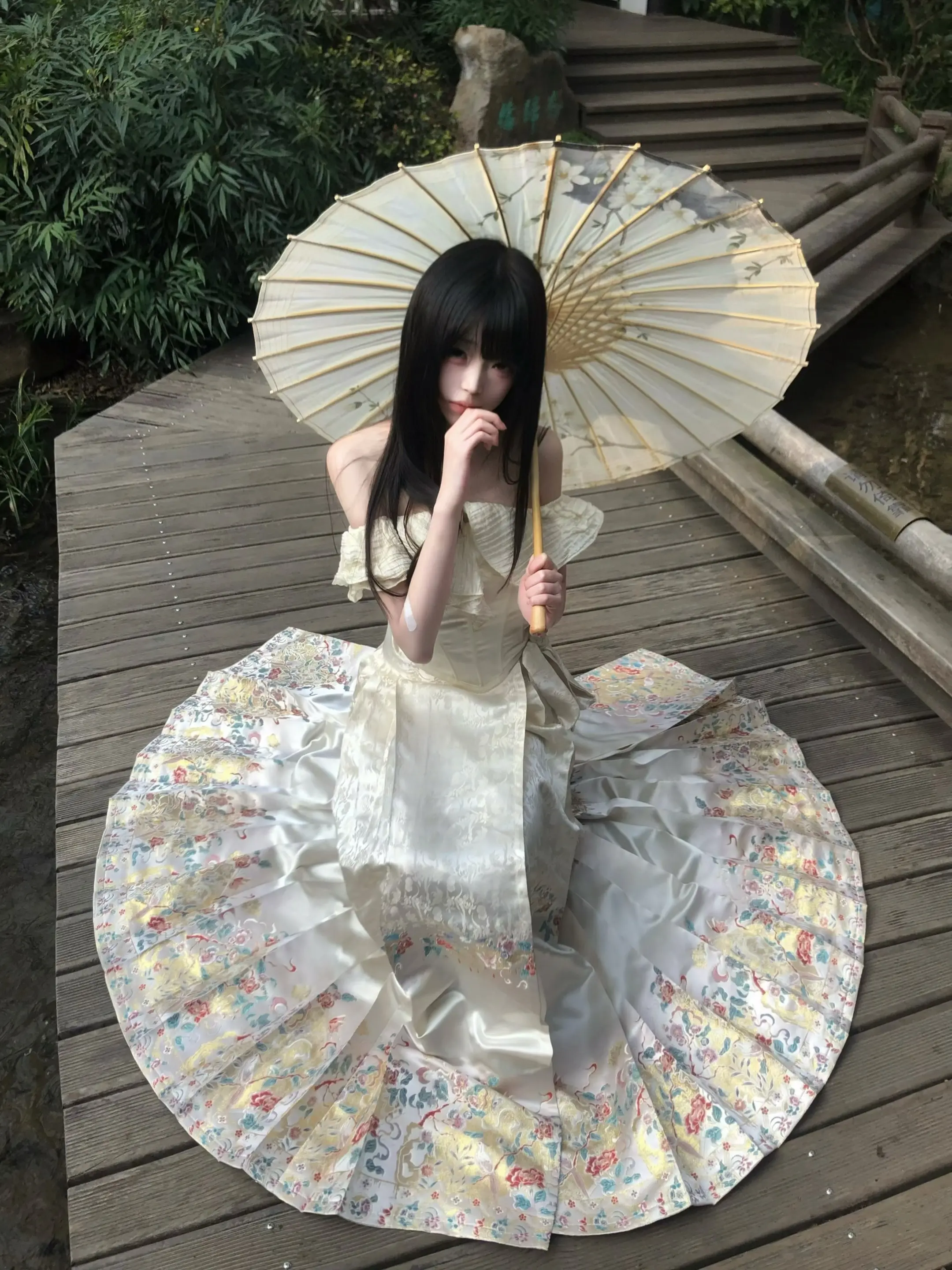 任君凭栏  我栖春山